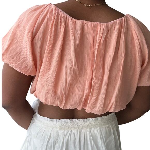 Vestique Peach Short Sleeve Cropped Bubble Top Size Small - Picture 3 of 10
